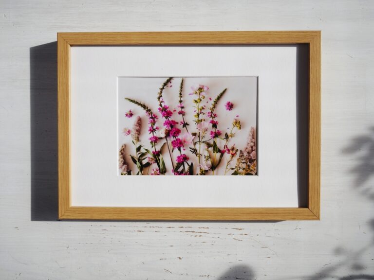 obraz letní květiny v&nbsp;rámu